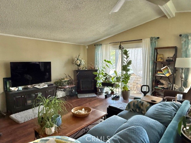 4040 Piedmont Drive, Highland CA: https://media.crmls.org/medias/caae6972-e0d2-4d08-be0c-8aff7d7e84f5.jpg