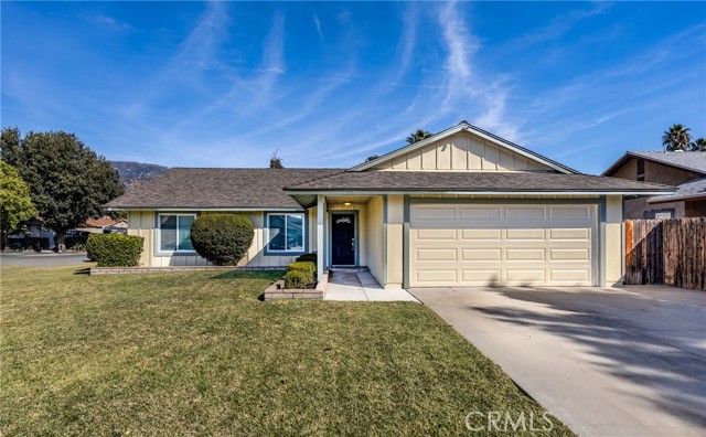 Detail Gallery Image 1 of 1 For 1550 Indian Trail, San Bernardino,  CA 92407 - 4 Beds | 2 Baths