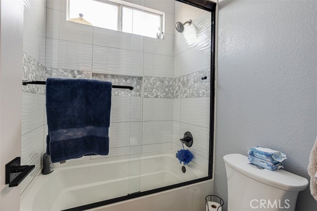 4225 W Riviera, Corona CA: https://media.crmls.org/medias/caaf1966-0296-4267-a7c8-25bf4a2b71ac.jpg