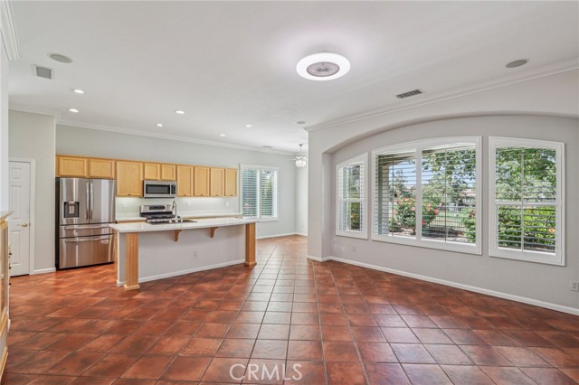 9302 Reserve Drive, Corona CA: https://media.crmls.org/medias/cab0456a-947a-464b-81d7-9c41c378e887.jpg