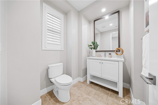 149 Fairgreen, Irvine CA: https://media.crmls.org/medias/cab0caf2-c55c-4609-a639-49ef2a355559.jpg