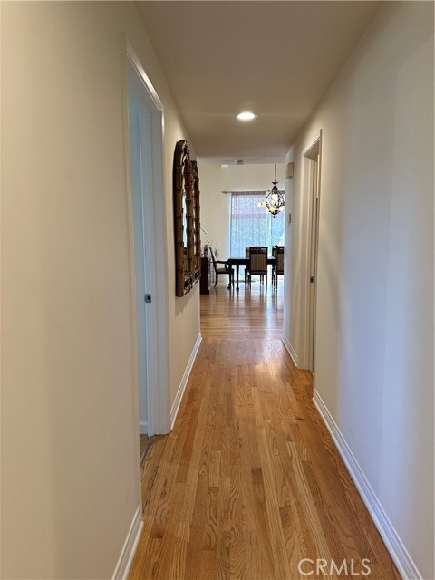 Detail Gallery Image 12 of 25 For 3160 Kirkham Dr, Glendale,  CA 91206 - 4 Beds | 2 Baths