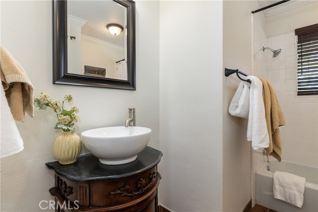 100 Piedmont Place, Paso Robles CA: https://media.crmls.org/medias/cab13071-43a3-4347-a1b9-2038c7854d22.jpg