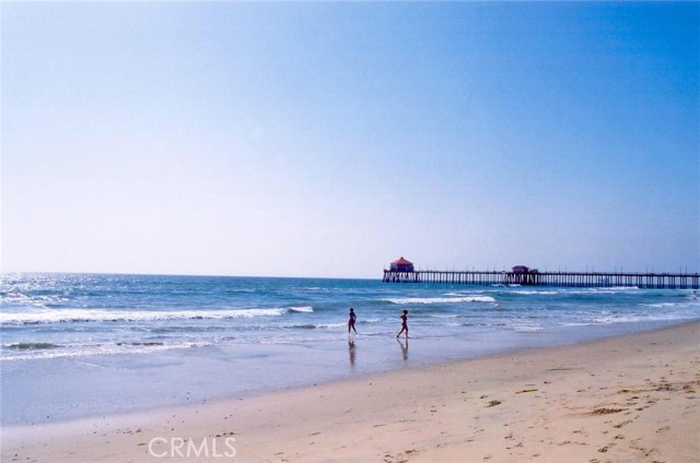 6852 Vista Del Sol Drive, Huntington Beach CA: https://media.crmls.org/medias/cab176cb-2cc0-4fb0-9f30-d15e076c0abd.jpg
