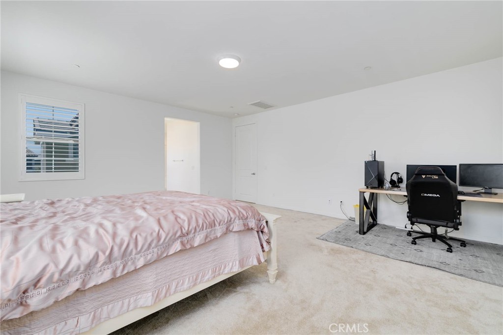 MLS #WS25178644 img 15