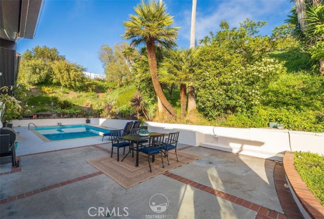 Detail Gallery Image 3 of 28 For 28068 Santona Dr, Rancho Palos Verdes,  CA 90275 - 5 Beds | 3 Baths