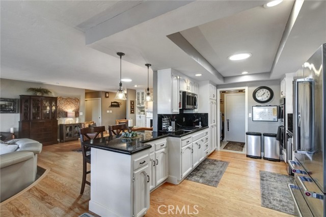 Image 22 of 75 For 22637 Cascade