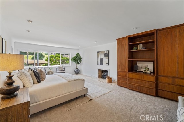 6451 E Shire Way, Long Beach CA: https://media.crmls.org/medias/cab2cfdf-bb6d-45a9-a8b0-533efc1c50eb.jpg