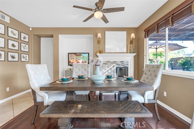25019 Coral Canyon Road, Corona CA: https://media.crmls.org/medias/cab30519-5425-4b4c-8add-012dc4f76dc6.jpg