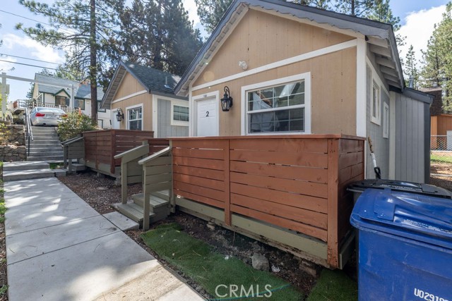 528 Cottage Lane, Big Bear Lake CA: https://media.crmls.org/medias/cab310d8-6af8-41ab-b412-d5eef6f09b09.jpg