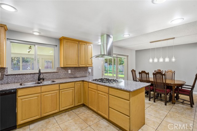 Detail Gallery Image 19 of 50 For 1841 N Lincoln, Orange,  CA 92865 - 5 Beds | 3 Baths