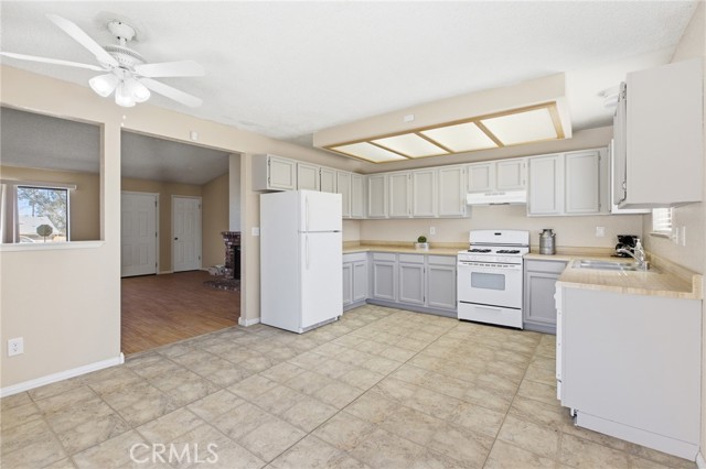 Detail Gallery Image 7 of 28 For 5378 Chia Ave, Twentynine Palms,  CA 92277 - 2 Beds | 1 Baths