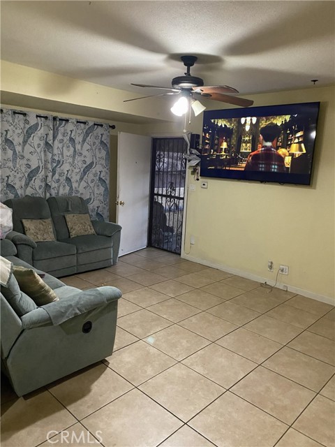 Detail Gallery Image 14 of 17 For 215 N Evergreen, Los Angeles,  CA 90033 - – Beds | – Baths