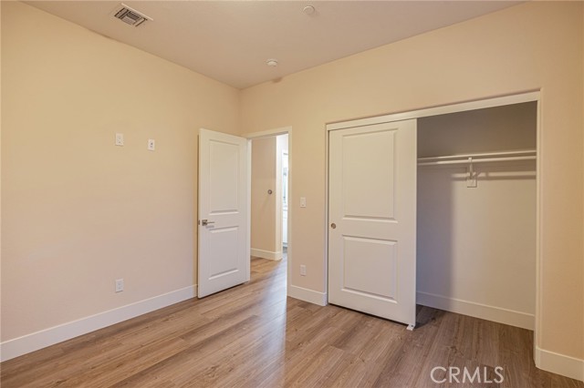 Detail Gallery Image 21 of 26 For 24755 Valley St, Newhall,  CA 91321 - 3 Beds | 2/1 Baths