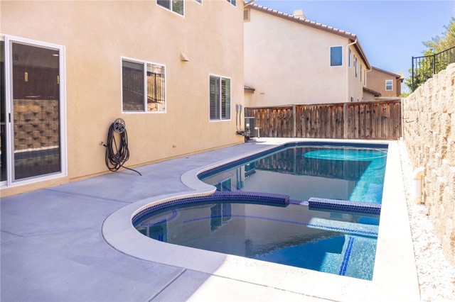 35183 Flamingo Way, Winchester CA: https://media.crmls.org/medias/cab4d910-b3ad-404e-8efc-e66f2c65abbb.jpg