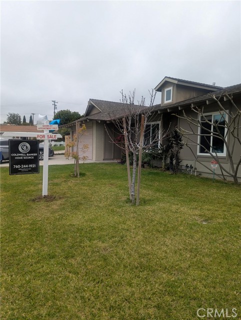 3938 E Sherwood Avenue, Orange CA: https://media.crmls.org/medias/cab4e881-ca3e-4d25-bfbf-f35d731a5440.jpg