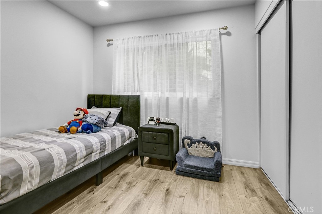 MLS #SR25263191 image #11