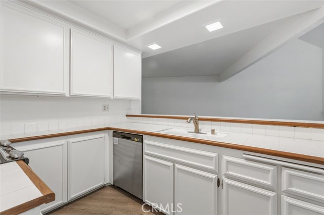 Detail Gallery Image 17 of 50 For 2785 Pine Creek Cir, Fullerton,  CA 92835 - 1 Beds | 1/1 Baths
