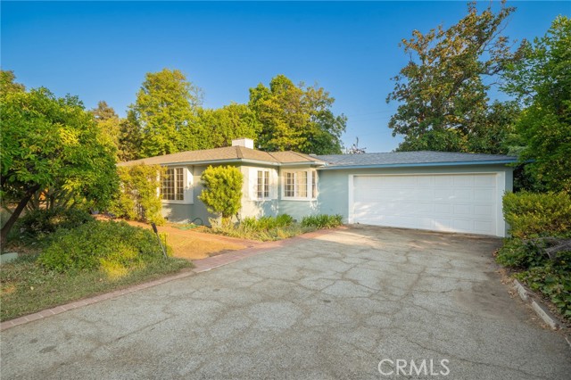 644 W 10th Street, Claremont CA: https://media.crmls.org/medias/cab7124f-00eb-4e59-b44b-2a798cc10e64.jpg