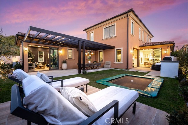 Detail Gallery Image 58 of 73 For 103 Vigna, Irvine,  CA 92602 - 5 Beds | 4/1 Baths