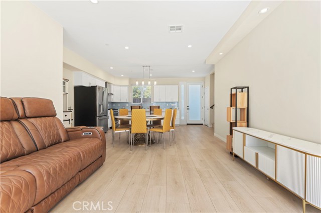 Detail Gallery Image 4 of 40 For 1139 Turnbull Canyon Rd #C,  Hacienda Heights,  CA 91745 - 3 Beds | 2/1 Baths
