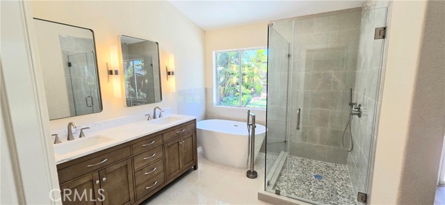 Image 13 of 28 For 31821 Corte Montecito