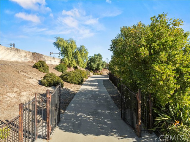 Detail Gallery Image 6 of 60 For 2515 Northpark St, Thousand Oaks,  CA 91362 - 4 Beds | 2/1 Baths