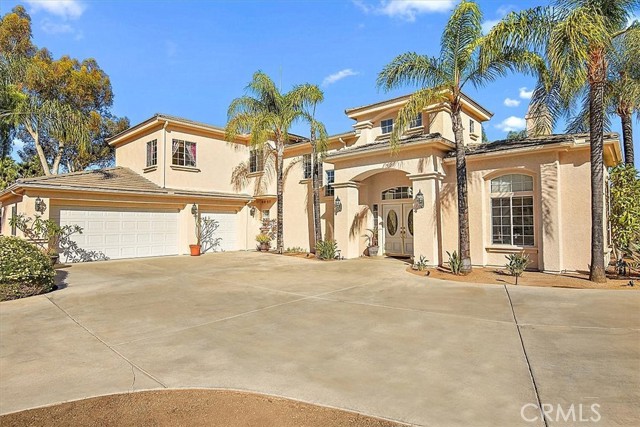 Detail Gallery Image 5 of 62 For 5891 via Susana, Riverside,  CA 92506 - 6 Beds | 3 Baths