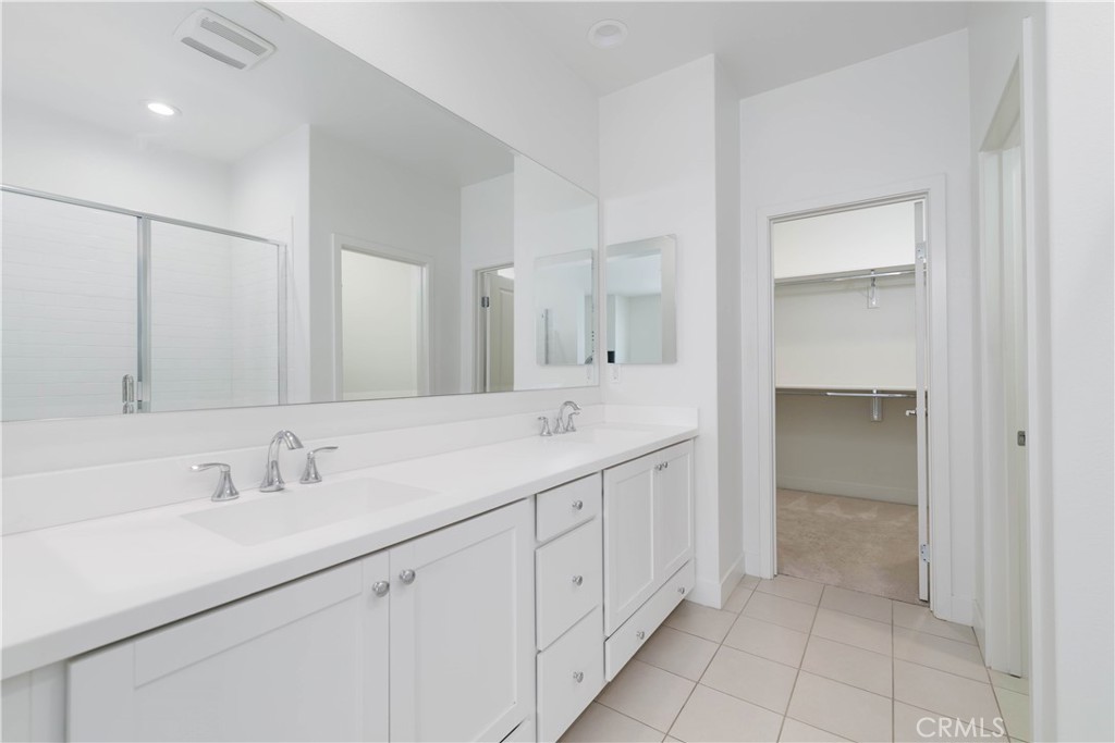 MLS #WS25237503 image #18