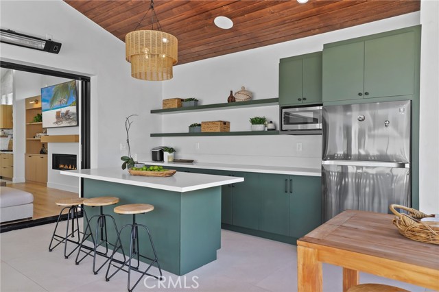 11444 Harrisburg Road, Rossmoor CA: https://media.crmls.org/medias/caba3c71-bca2-4086-8339-250a33d6a556.jpg