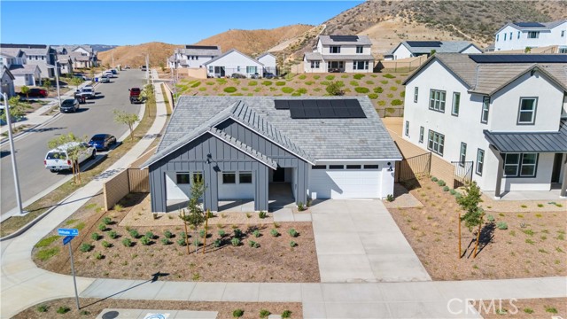 30105 Hillside Place, Castaic CA: https://media.crmls.org/medias/cabbed46-ee82-4e6b-84d5-b57577186a1e.jpg
