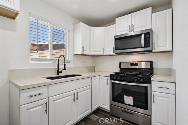 Detail Gallery Image 17 of 26 For 38465 12th St, Palmdale,  CA 93550 - 5 Beds | 4 Baths