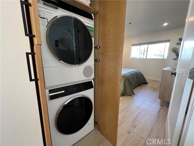 In-unit laundry
