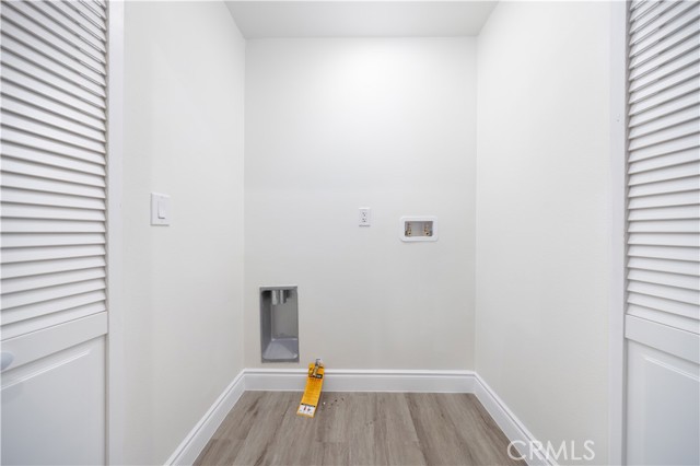 MLS #WS25265399 image #18