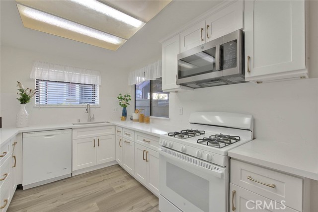 1540 Corte Hacienda, Upland CA: https://media.crmls.org/medias/cabf9ace-2f04-4032-b362-0c50bcbab862.jpg
