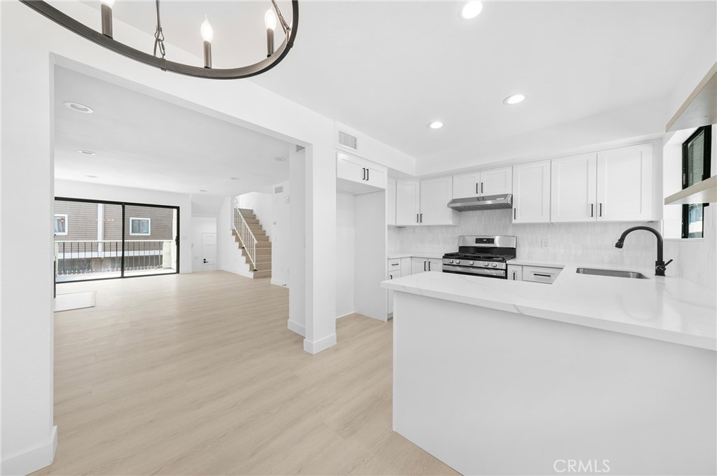 9140 Burnet Avenue #10