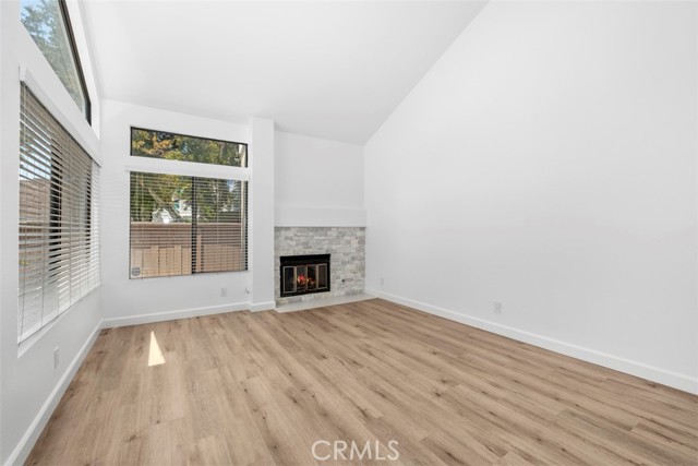 Detail Gallery Image 5 of 14 For 346 Deerfield Ave #50,  Irvine,  CA 92606 - 2 Beds | 1/1 Baths