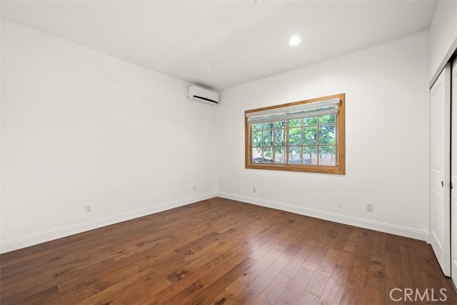 184 S Altadena Drive, Pasadena CA: https://media.crmls.org/medias/cac0523d-a32f-44a4-851a-cb502f3ba617.jpg