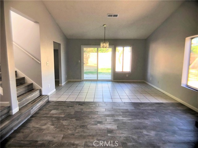 Image 8 of 24 For 25137 Desert Willow Drive