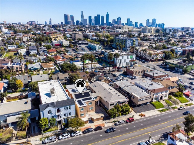 Detail Gallery Image 34 of 34 For 136 N Rampart Bld #3,  Los Angeles,  CA 90026 - 3 Beds | 2 Baths