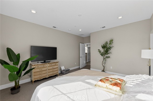 Detail Gallery Image 28 of 67 For 1303 Antonella, Hayward,  CA 94541 - 3 Beds | 3/1 Baths