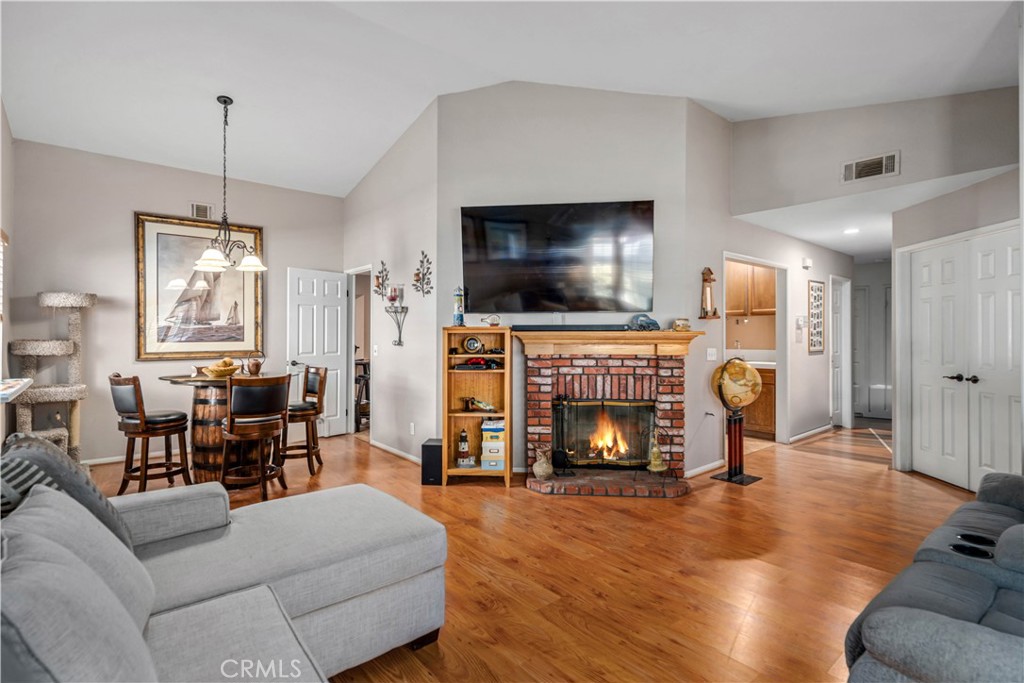 MLS #SR25242918 image #5