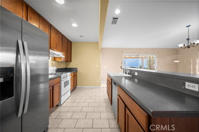 Detail Gallery Image 7 of 25 For 67619 Tunitas Rd, Desert Hot Springs,  CA 92240 - 3 Beds | 2 Baths