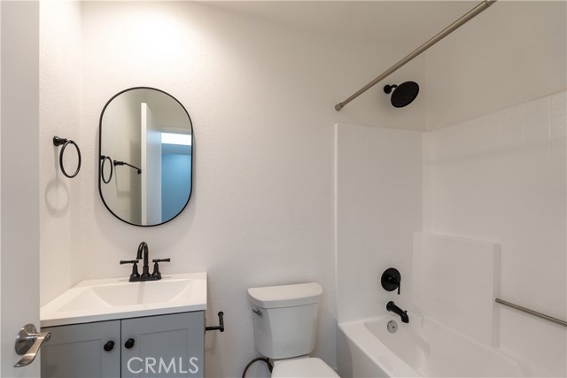 Detail Gallery Image 12 of 15 For 13901 Olive View #68,  Sylmar,  CA 91342 - 3 Beds | 3 Baths