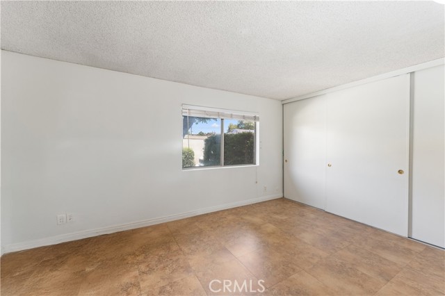 14802 Newport Avenue, Tustin CA: https://media.crmls.org/medias/cac28048-5324-4f69-bc35-3b1738c01fa1.jpg