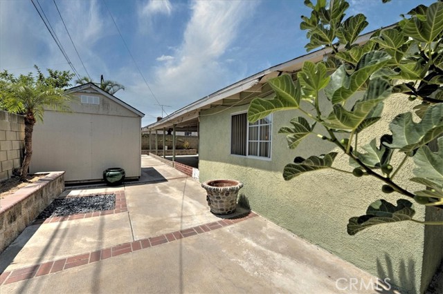 1316 E Romneya Drive, Anaheim CA: https://media.crmls.org/medias/cac2870f-c4c2-417b-8276-aee76fbfa5f3.jpg