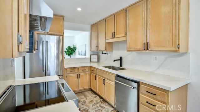 5739 E Stillwater Avenue, Orange CA: https://media.crmls.org/medias/cac2ab8c-6788-4497-82fb-9ee0dfcf267b.jpg