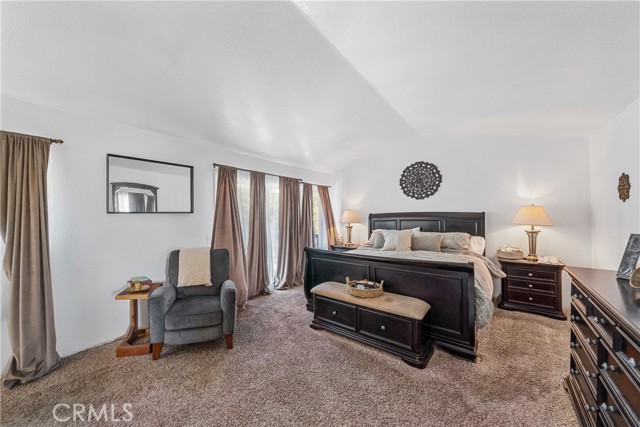 2981 Pembroke Circle, Corona CA: https://media.crmls.org/medias/cac2dcb4-97e7-4a96-83c8-d7f32e60d14e.jpg