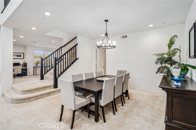 Detail Gallery Image 10 of 60 For 41864 Sonoma Rd, Palmdale,  CA 93551 - 5 Beds | 4/1 Baths