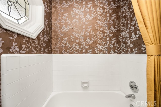 Detail Gallery Image 27 of 30 For 2102 Ostrom Ave, Long Beach,  CA 90815 - 3 Beds | 2 Baths